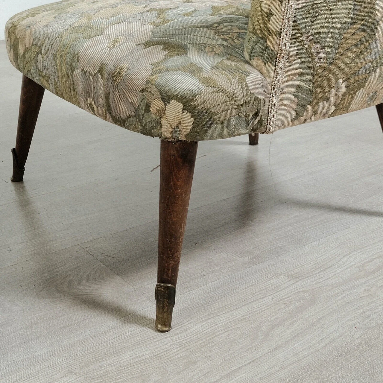 Pair of wood and floral fabric armchairs, 1950s 8