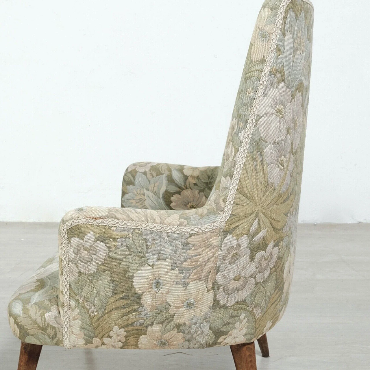 Pair of wood and floral fabric armchairs, 1950s 9