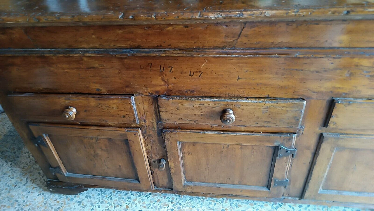 Tuscan poplar cupboard, first half of the 19th century 2