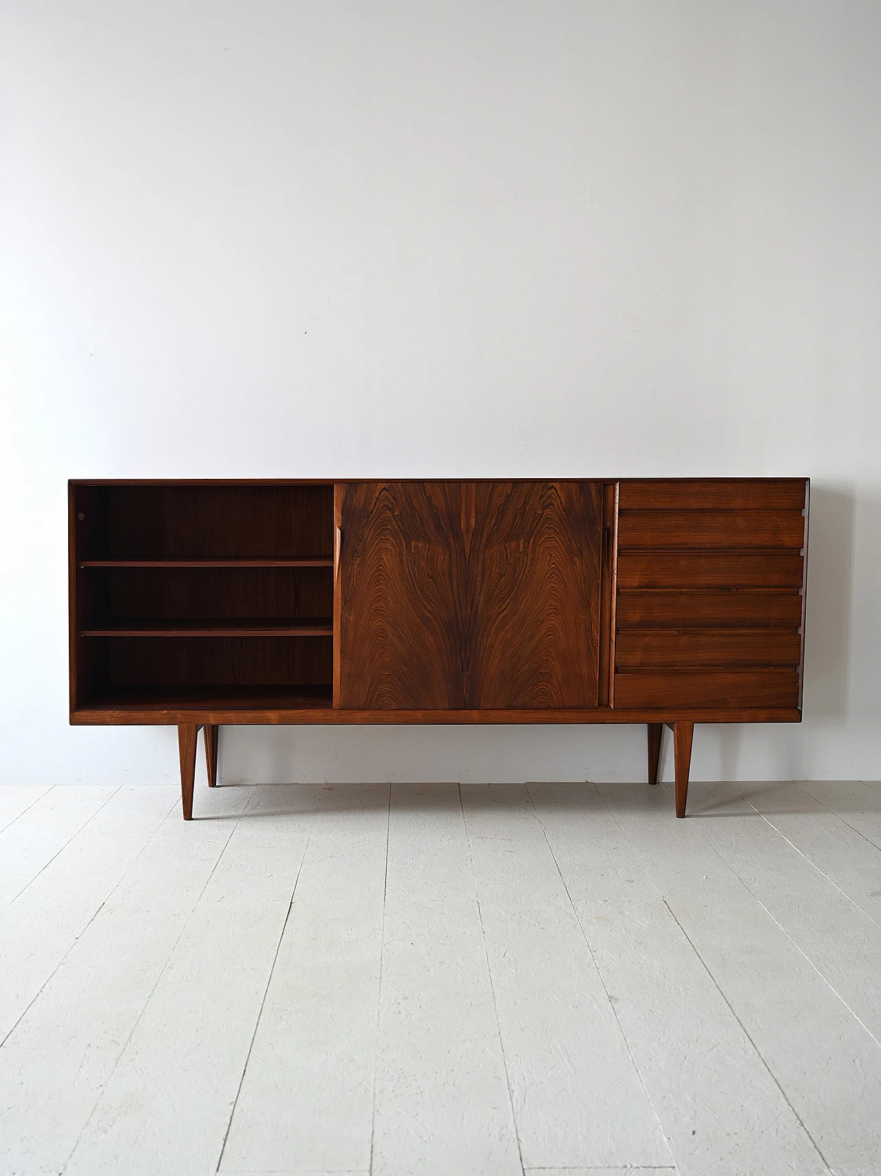 Credenza danese in palissandro con ante e cassetti, anni '60 3