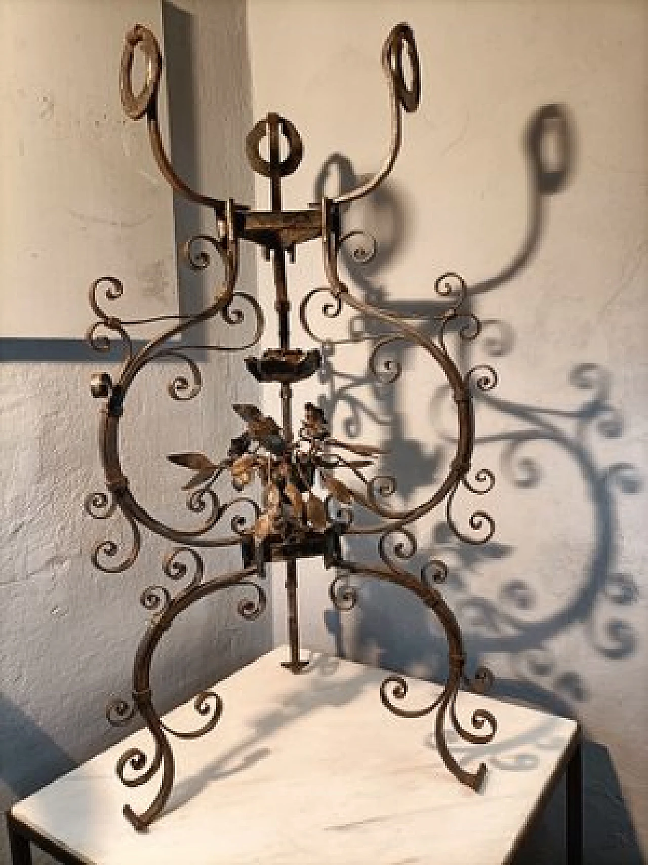 Wrought iron vase holder by A. Mazzucotelli, early 20th century 1