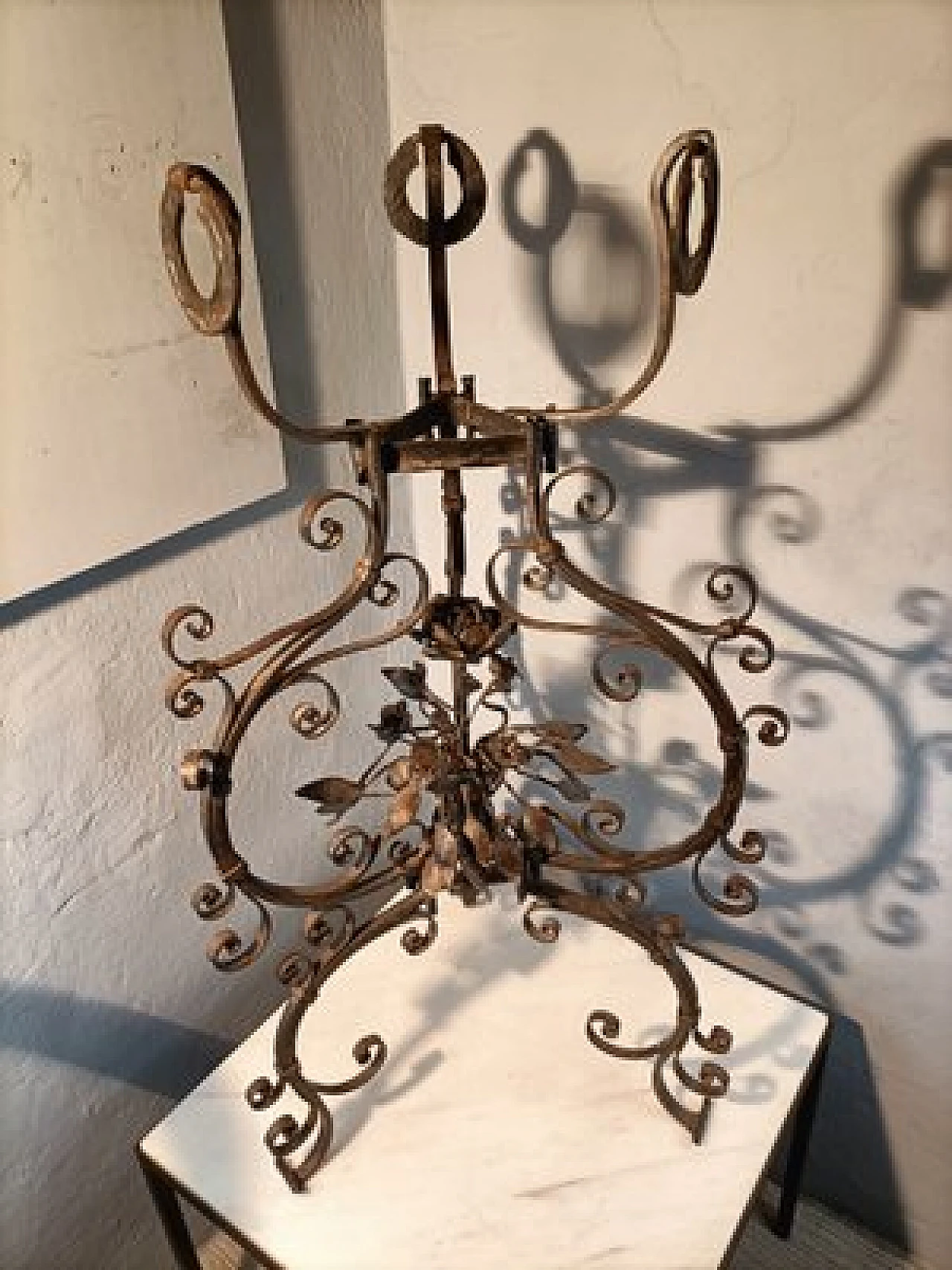 Wrought iron vase holder by A. Mazzucotelli, early 20th century 2