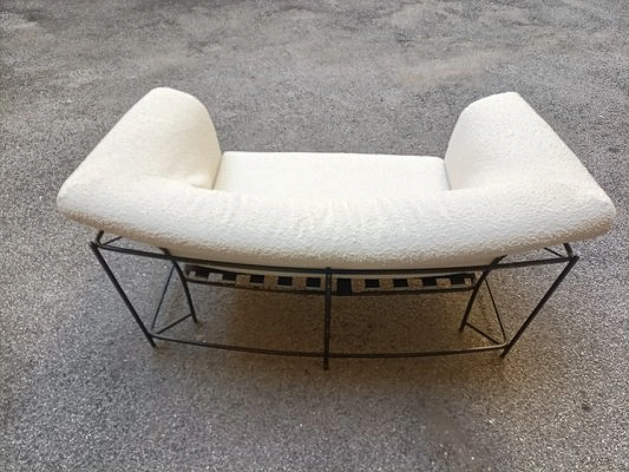 Siglo sofa in iron and bouclé fabric by Francesco Soro for ICF, 1970s 4