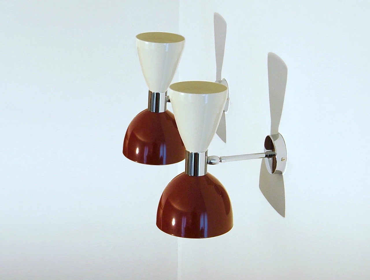 Wall lamp with double cone shade 2