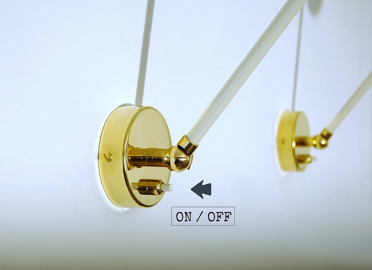 Lacquered metal wall light with switch 8