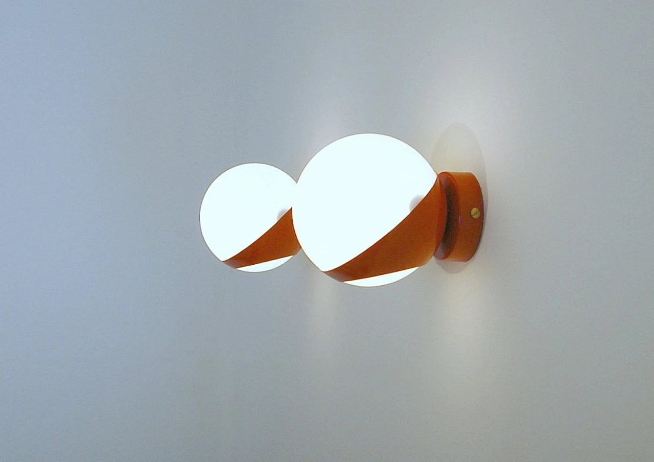 Glass and red metal sphere wall light 1