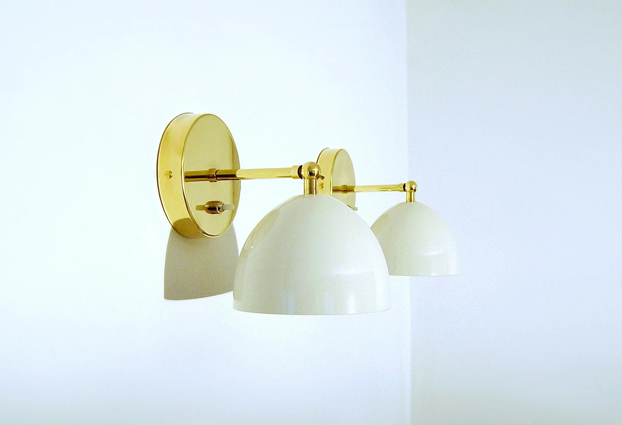 Wall light in brass and lacquered metal 2