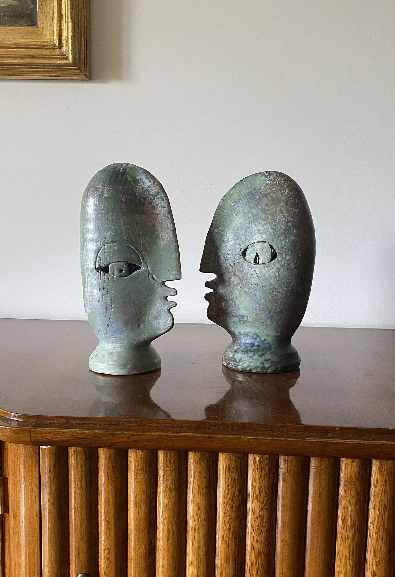 Loul Combres, Les Bisous, coppia di sculture in ceramica, 1987 3