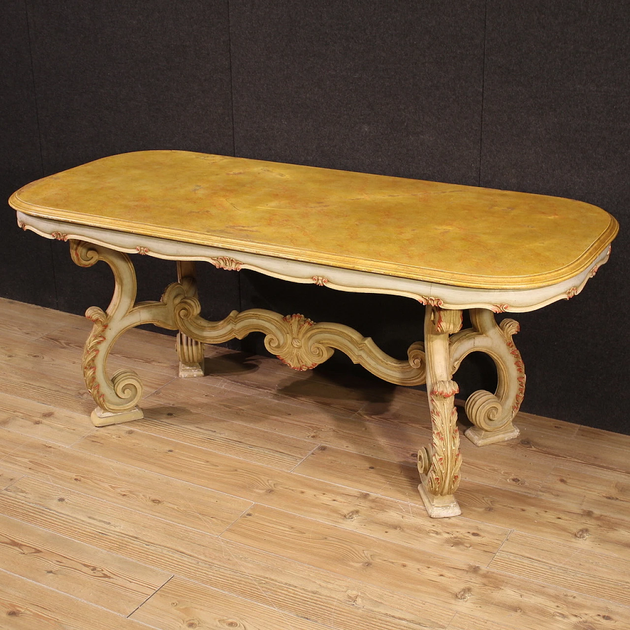 Venetian style lacquered and painted wood table, 1960s 11