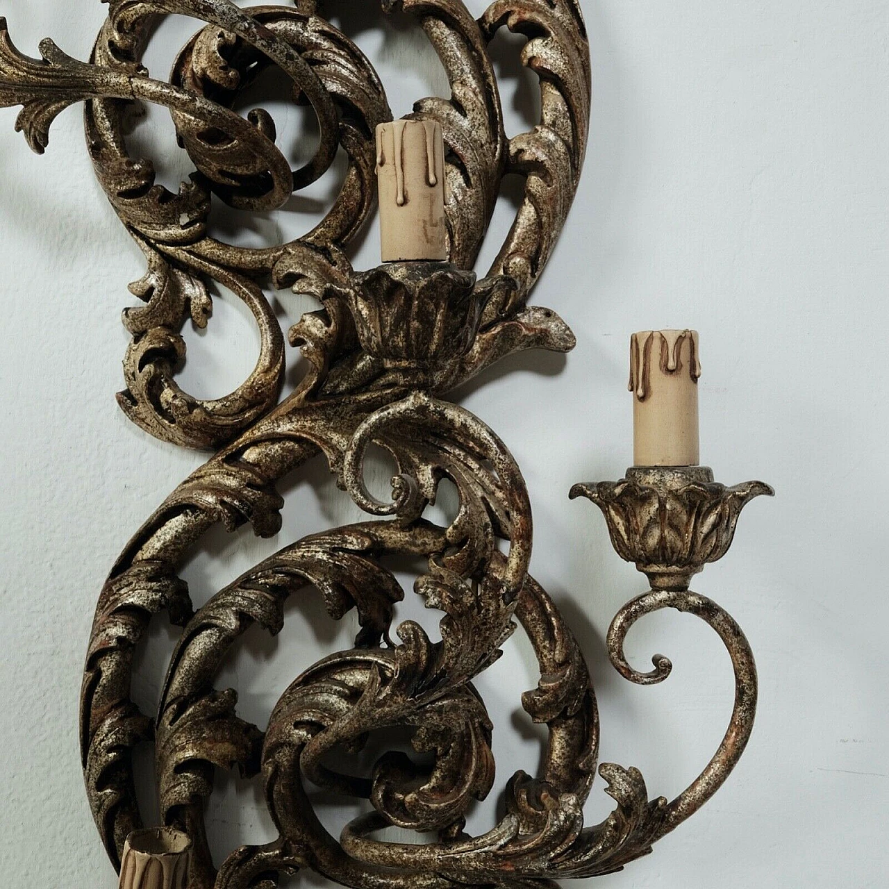 Six-light wall sconce in gilded carved wood, 1950s 7