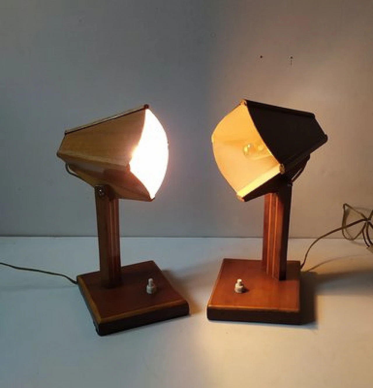 Pair of wooden table lamps, 1950s 2