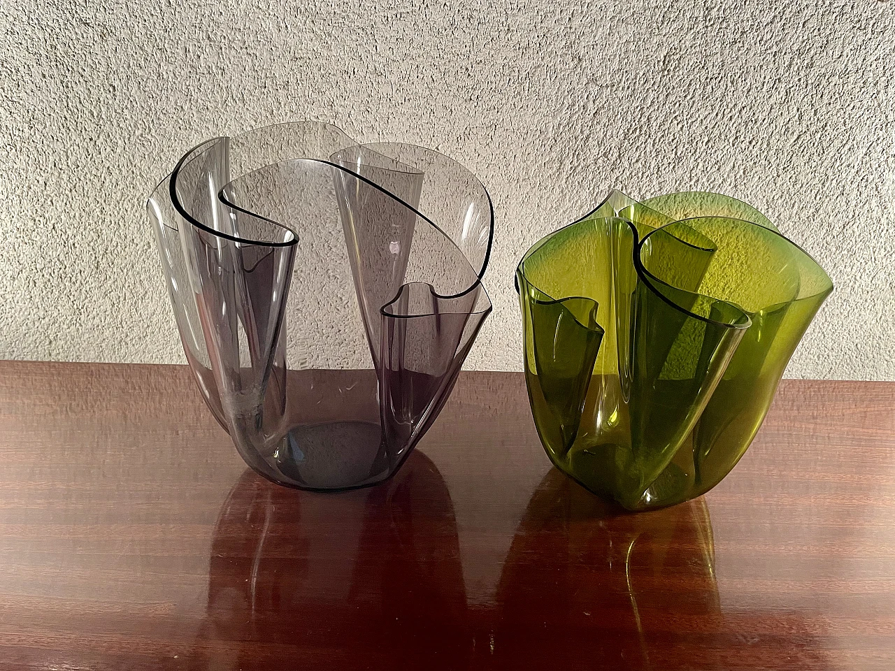 Pair of Fazzoletto vases by Luigi Massoni for Guzzini, 1960s 2