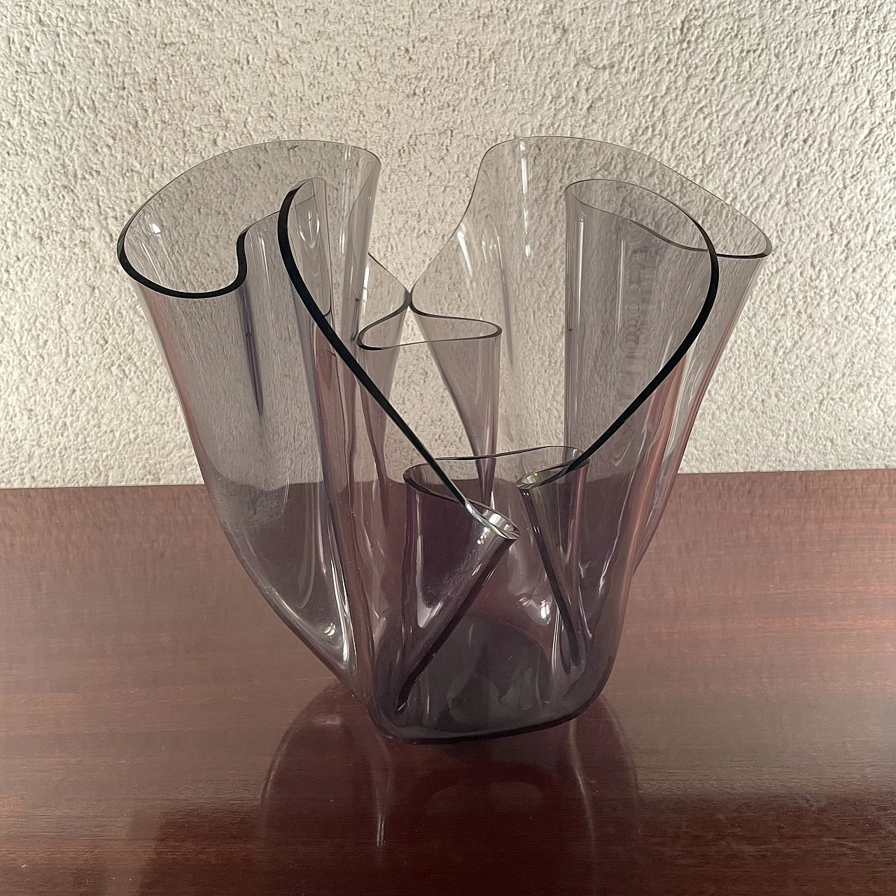 Pair of Fazzoletto vases by Luigi Massoni for Guzzini, 1960s 4