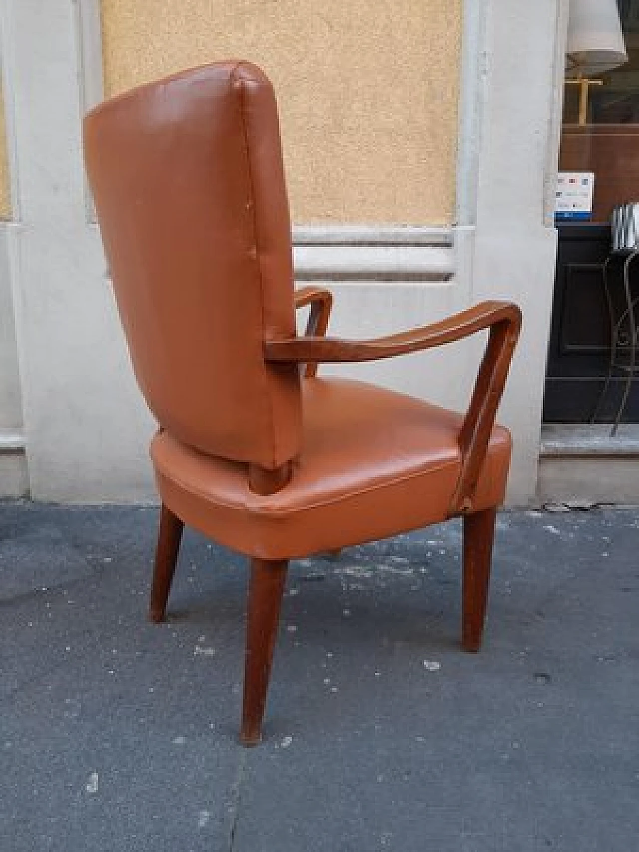 Wood & leather armchair by O. Borsani for Atelier Borsani, 1930s 5