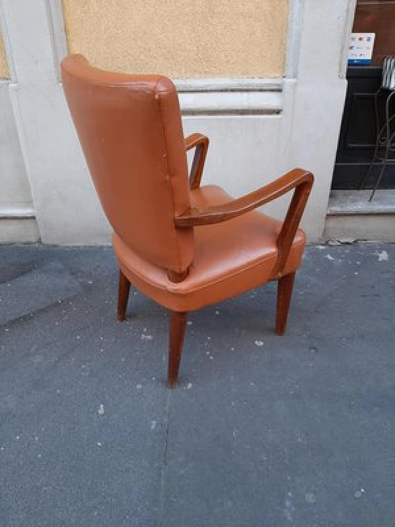 Wood & leather armchair by O. Borsani for Atelier Borsani, 1930s 7