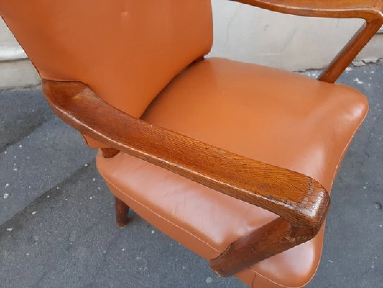 Wood & leather armchair by O. Borsani for Atelier Borsani, 1930s 8