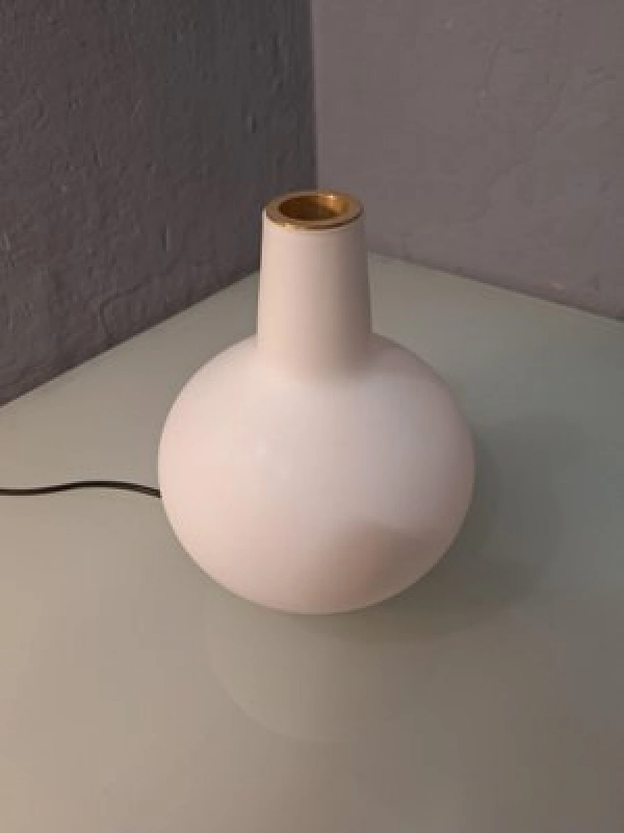 Lampada da tavolo vaso 1837 di M. Ingrand per Fontana Arte, anni '70 2