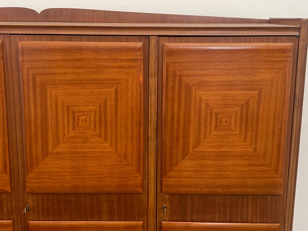 Mahogany sideboard with inlaid ashlars, 1950s 8