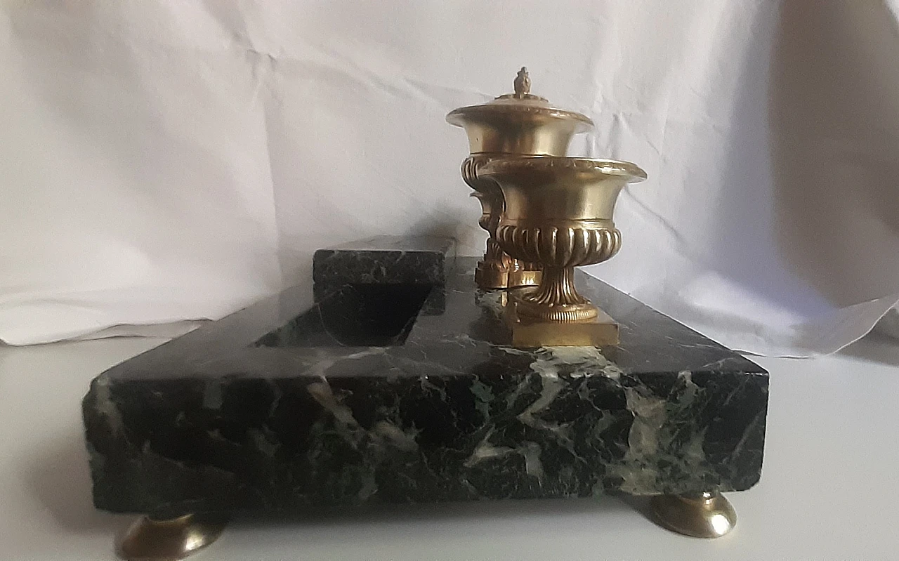 Green marble and brass inkwell, mid-19th century 10