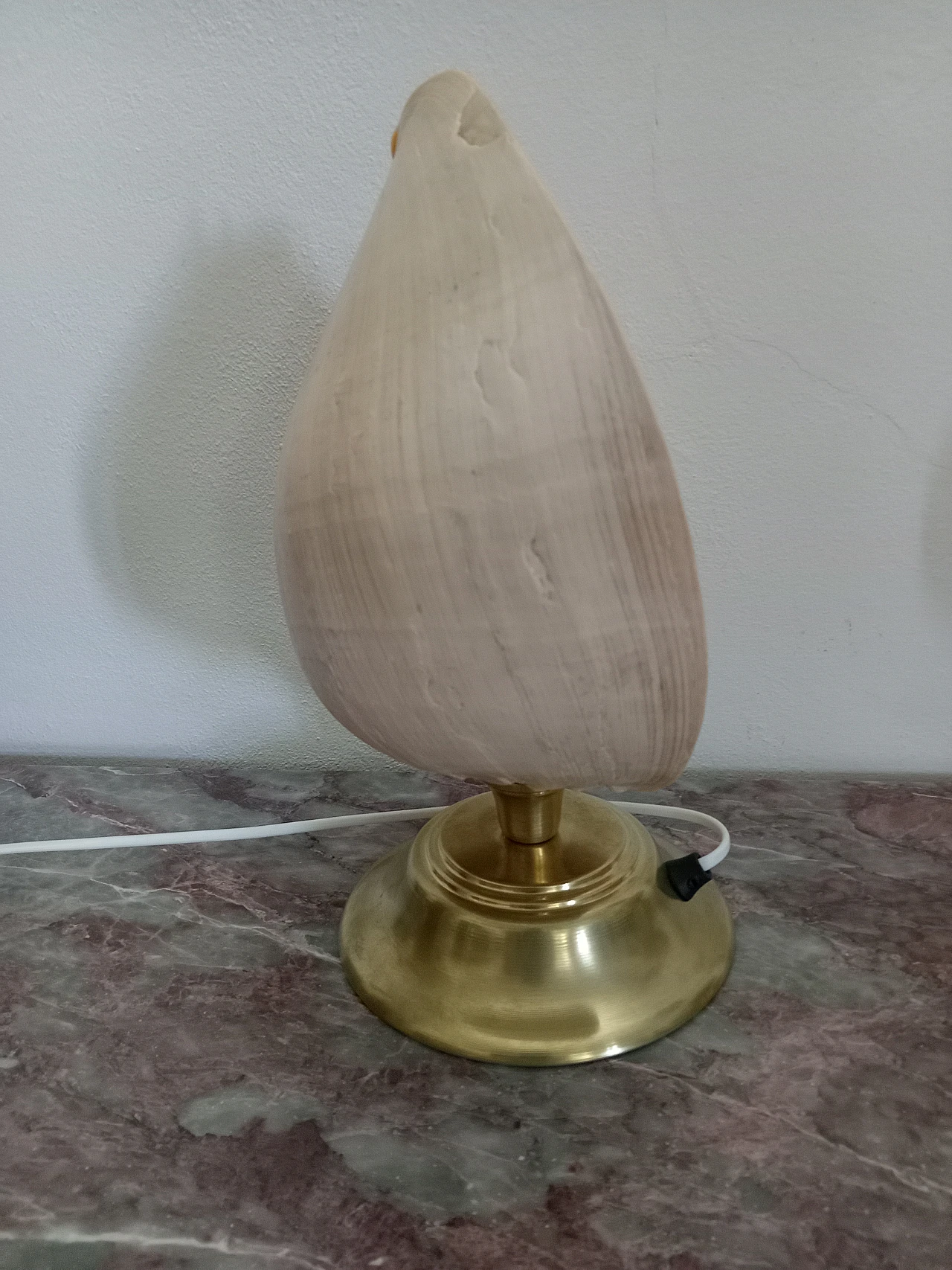 Pair of brass table lamps with shells, 1980s 3