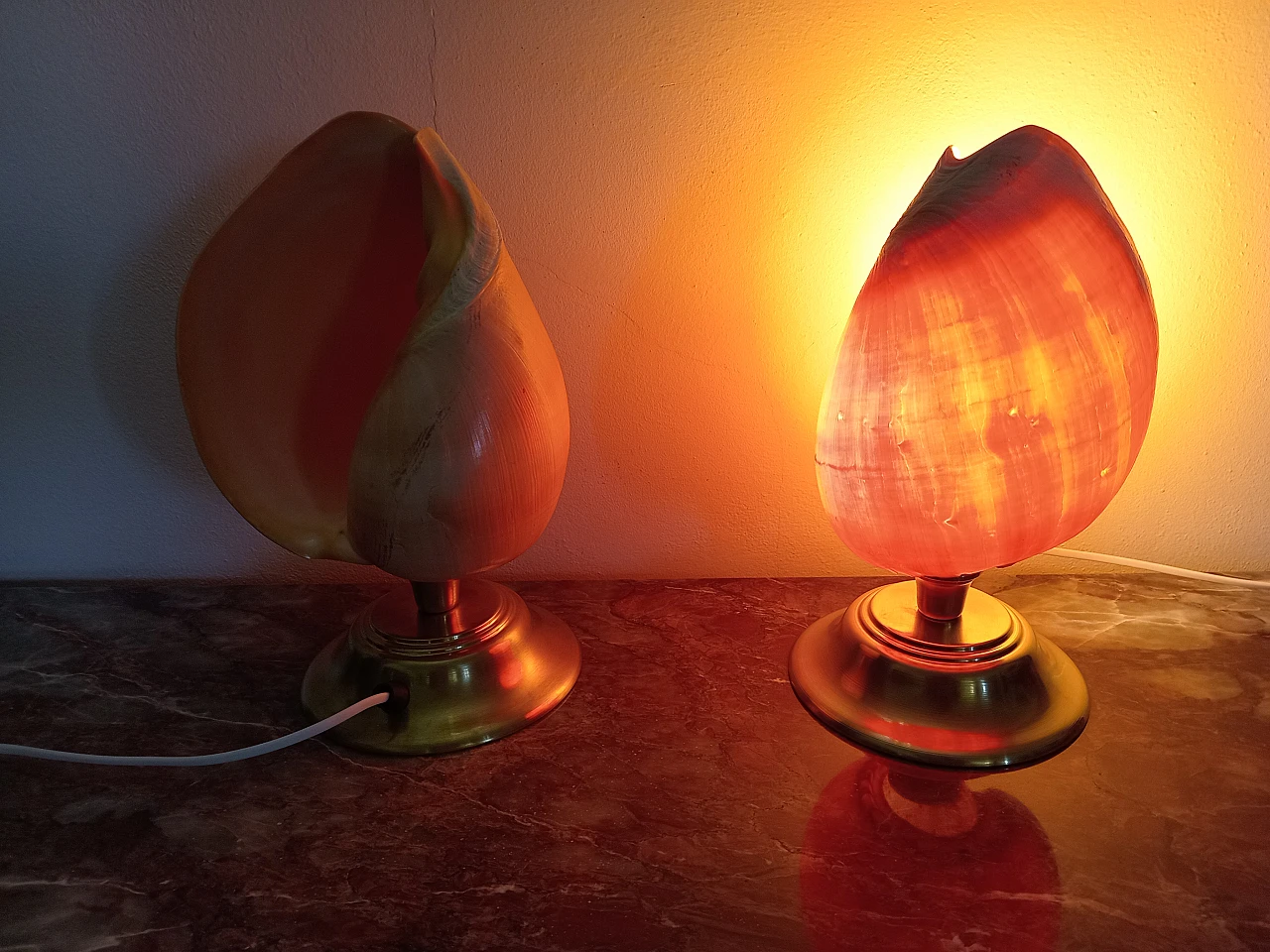 Pair of brass table lamps with shells, 1980s 6