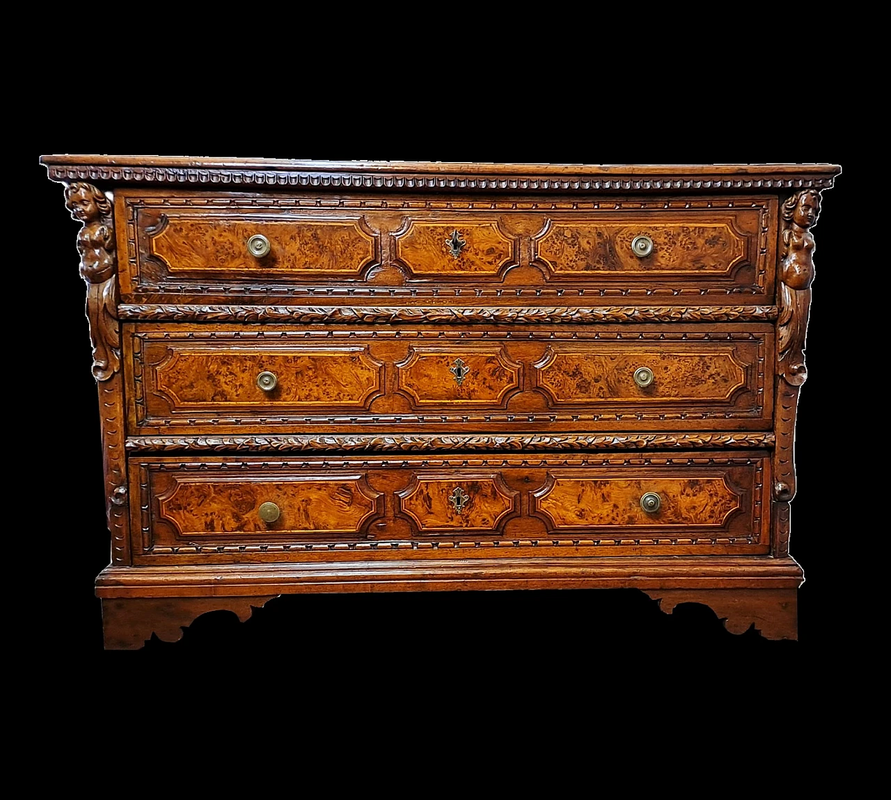 Solid walnut canter with walnut-root mouldings, 17th century 1