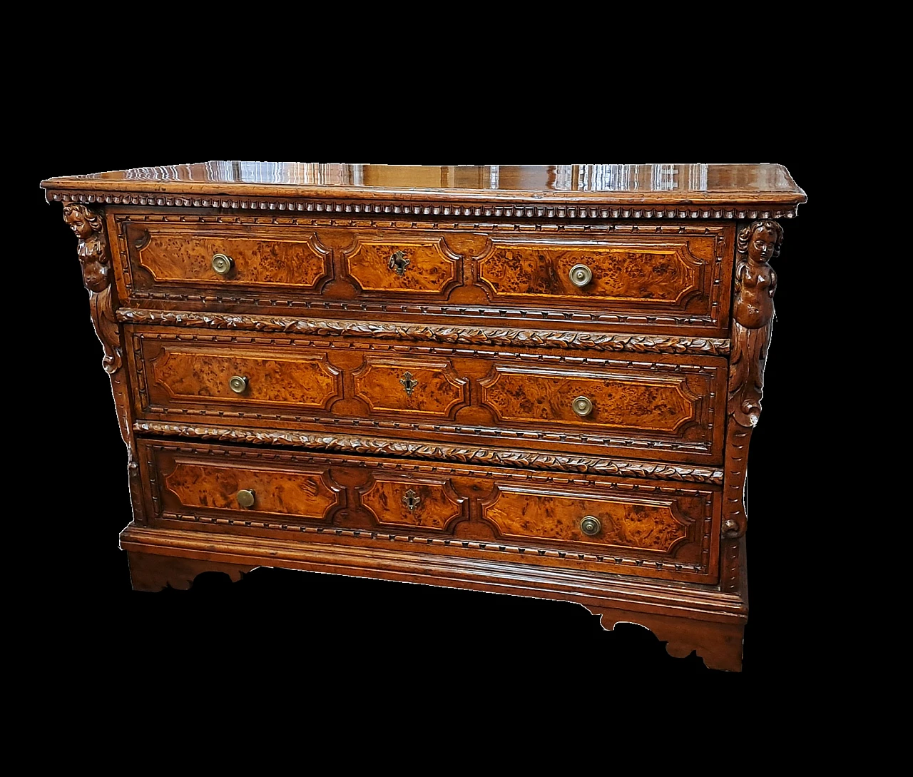 Solid walnut canter with walnut-root mouldings, 17th century 3