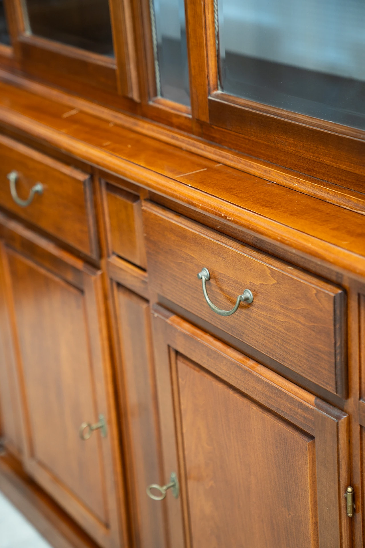 Walnut-stained carved beech display case, 1980s 25