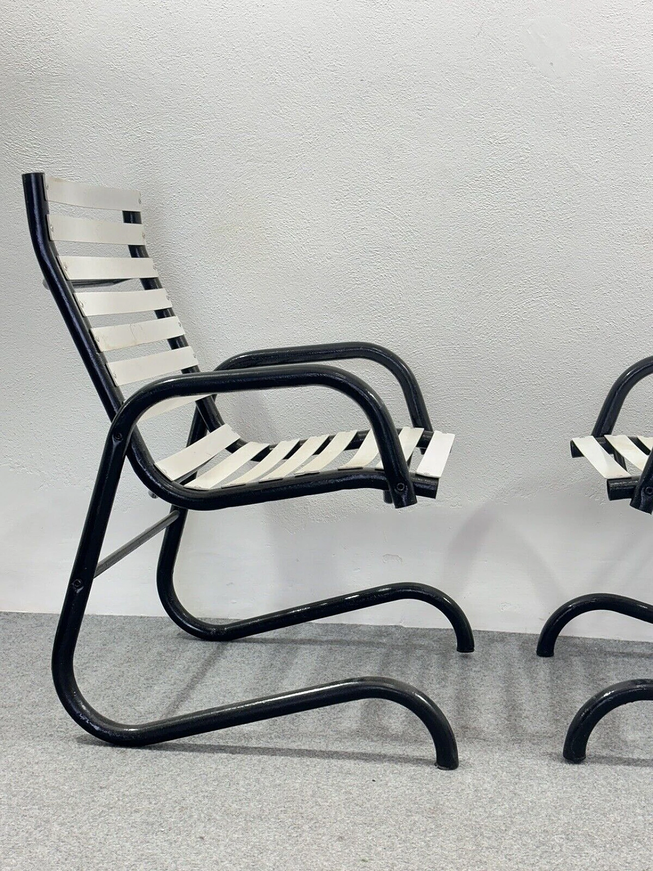 4 Garden armchairs in black and white metal, 1980s 6