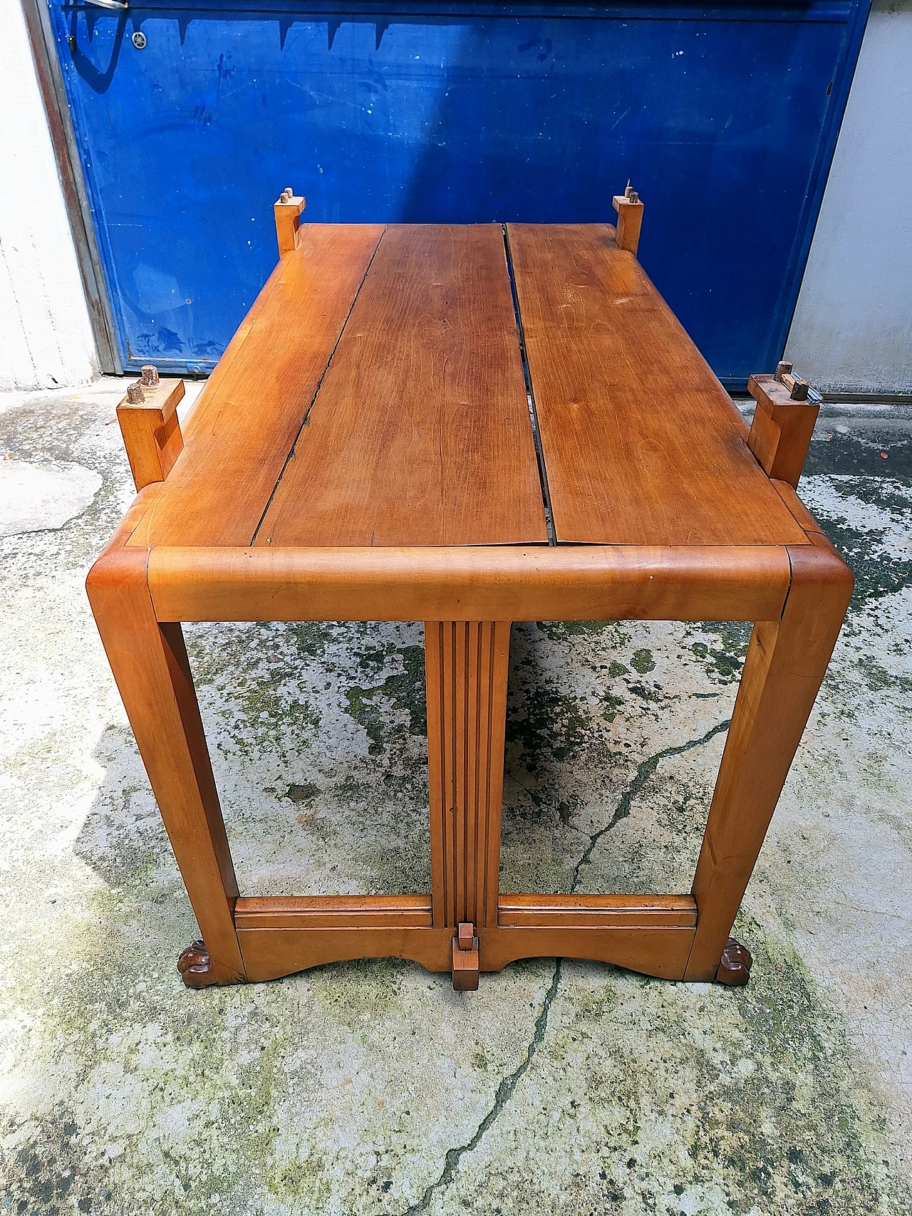 Art Deco pearwood table, 1920s 1