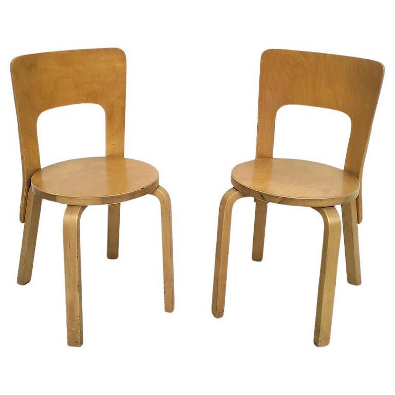 Pair of 66 chairs by Alvar Aalto for Artek, 1960s 1