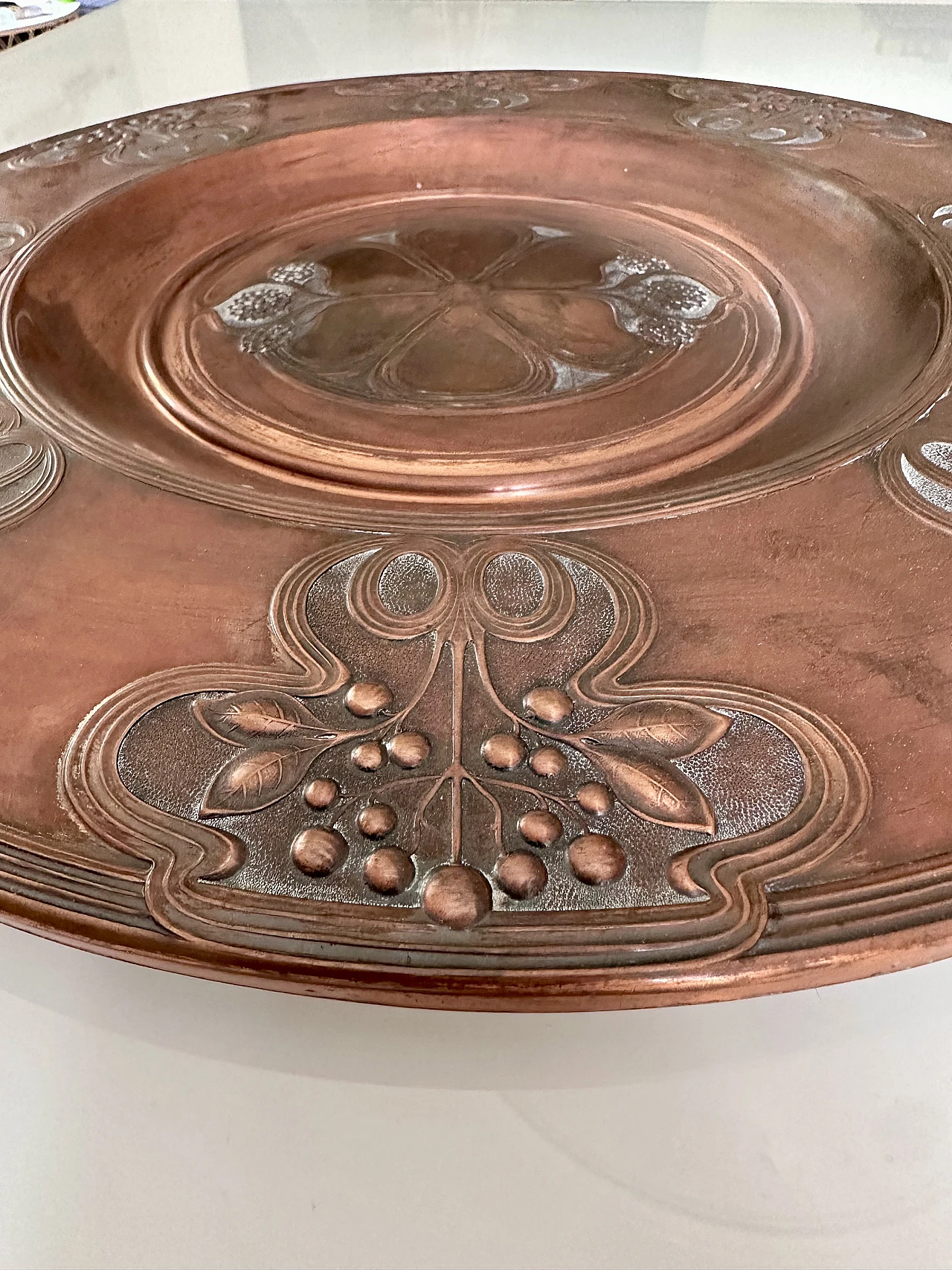 Art Nouveau copper serving tray, early 20th century 4