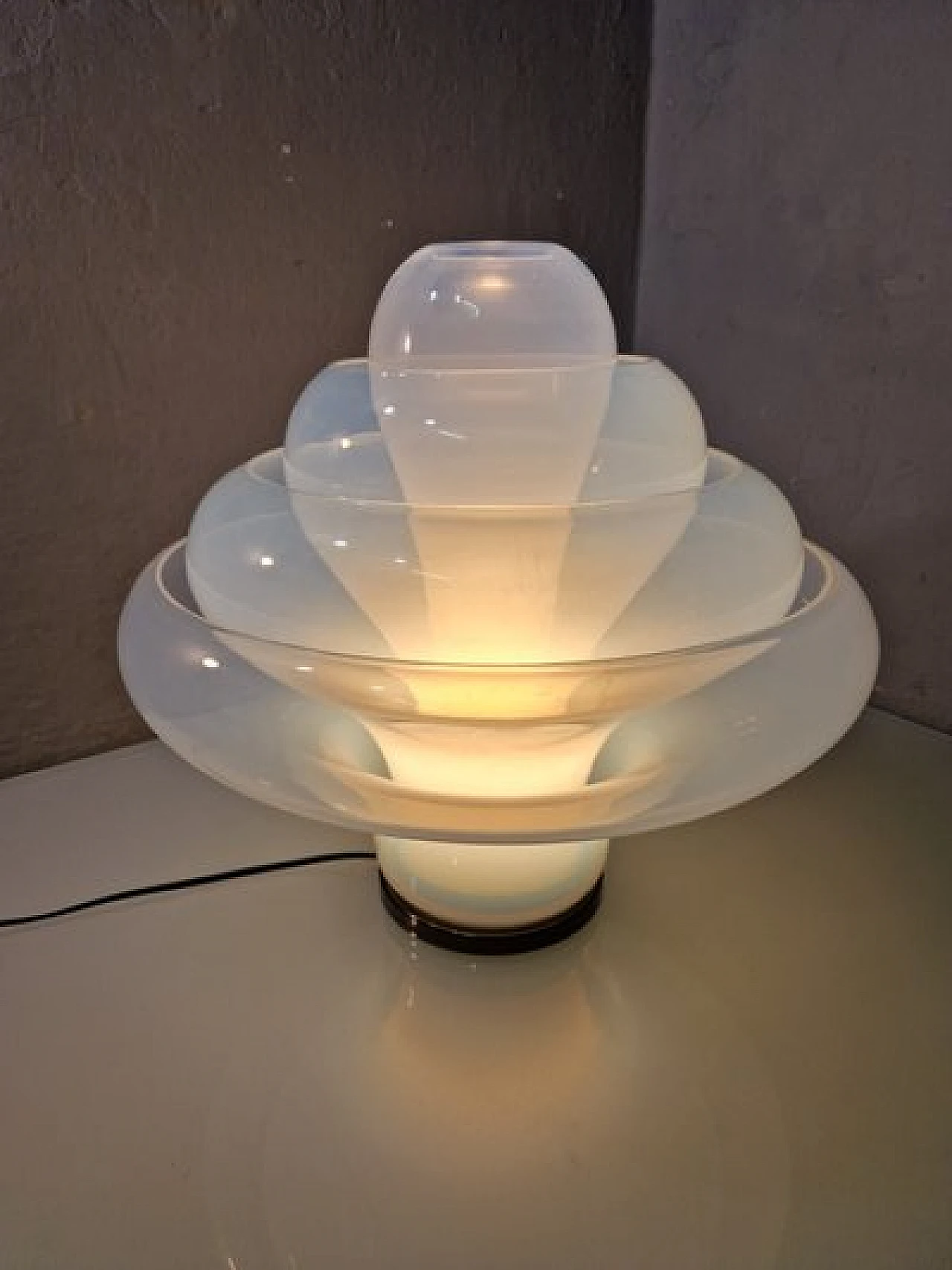 Lampada da tavolo Lotus di Carlo Nason per Mazzega, anni '80 2