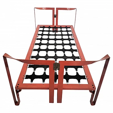 Red metal Vanessa bed by Tobia Scarpa for Gavina, 1970s