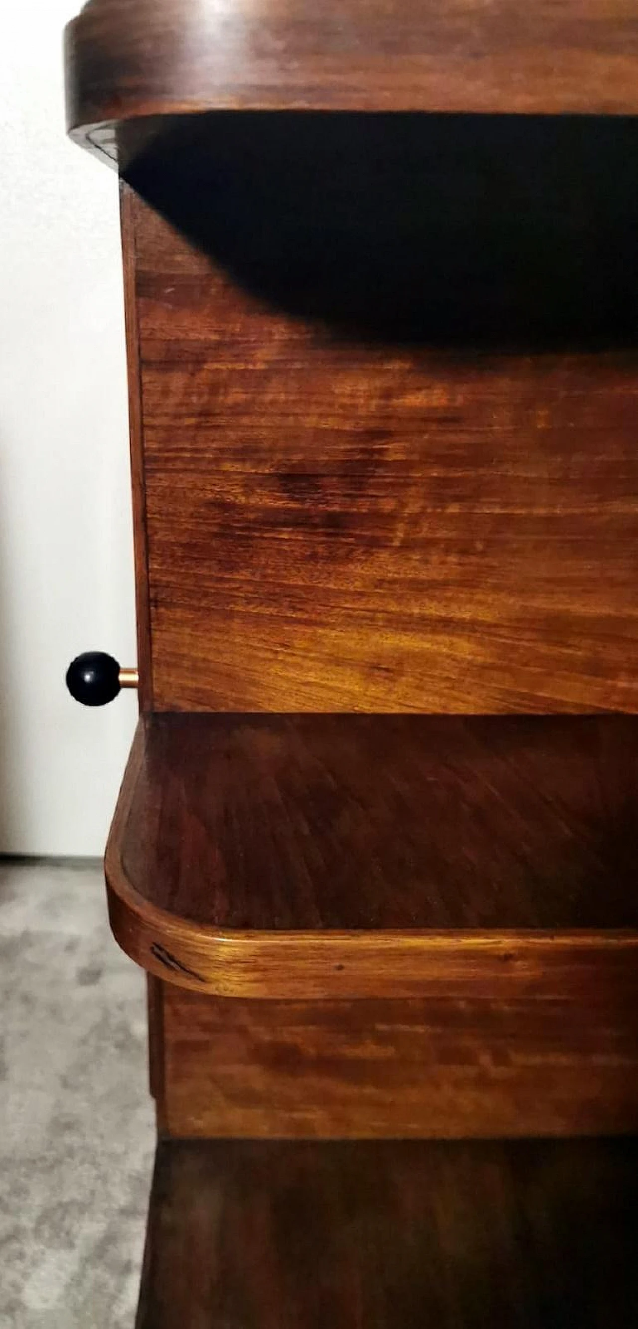 Pair of Art Deco walnut burl bedside tables with black glass, 1930s 11