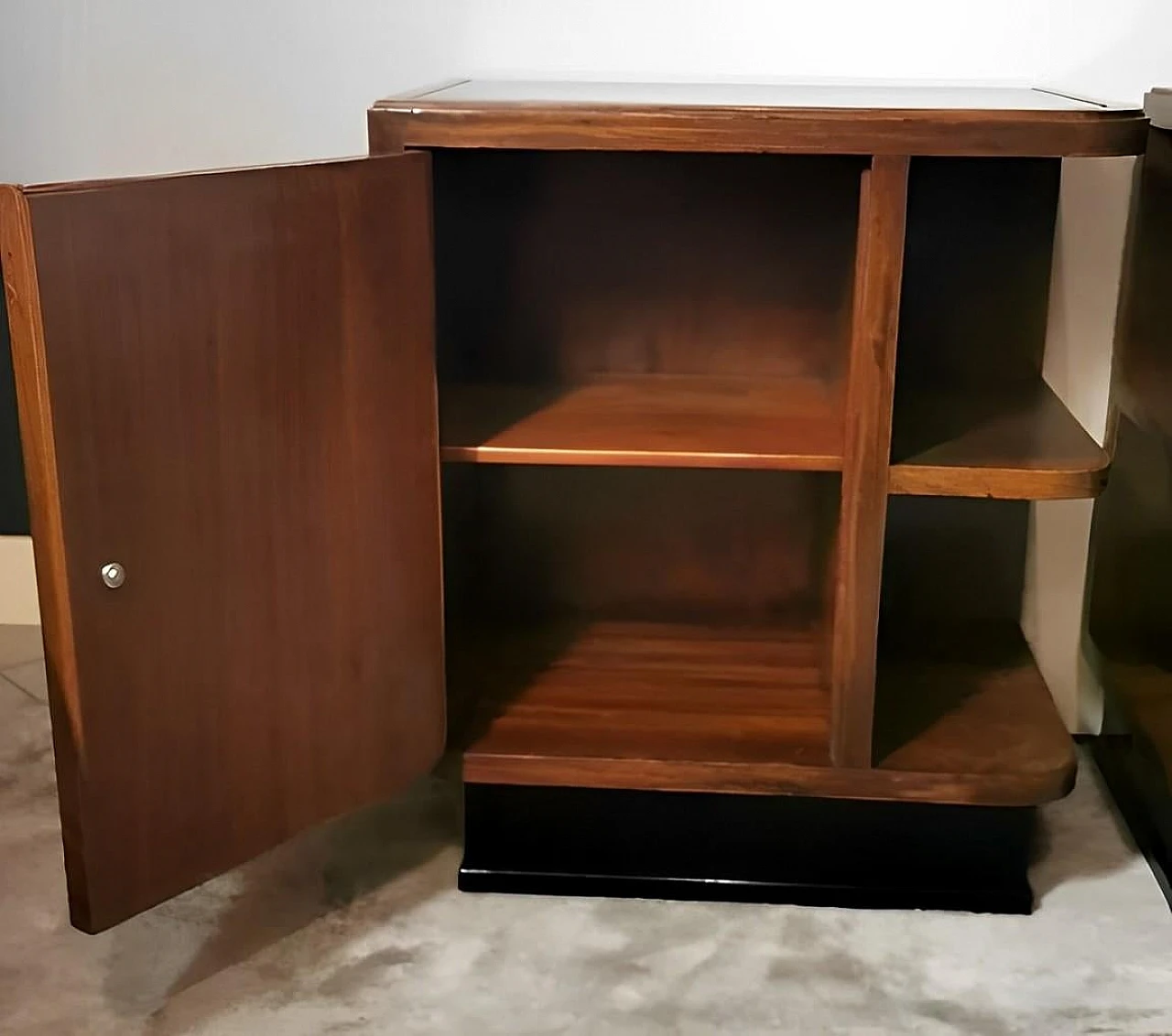 Pair of Art Deco walnut burl bedside tables with black glass, 1930s 16