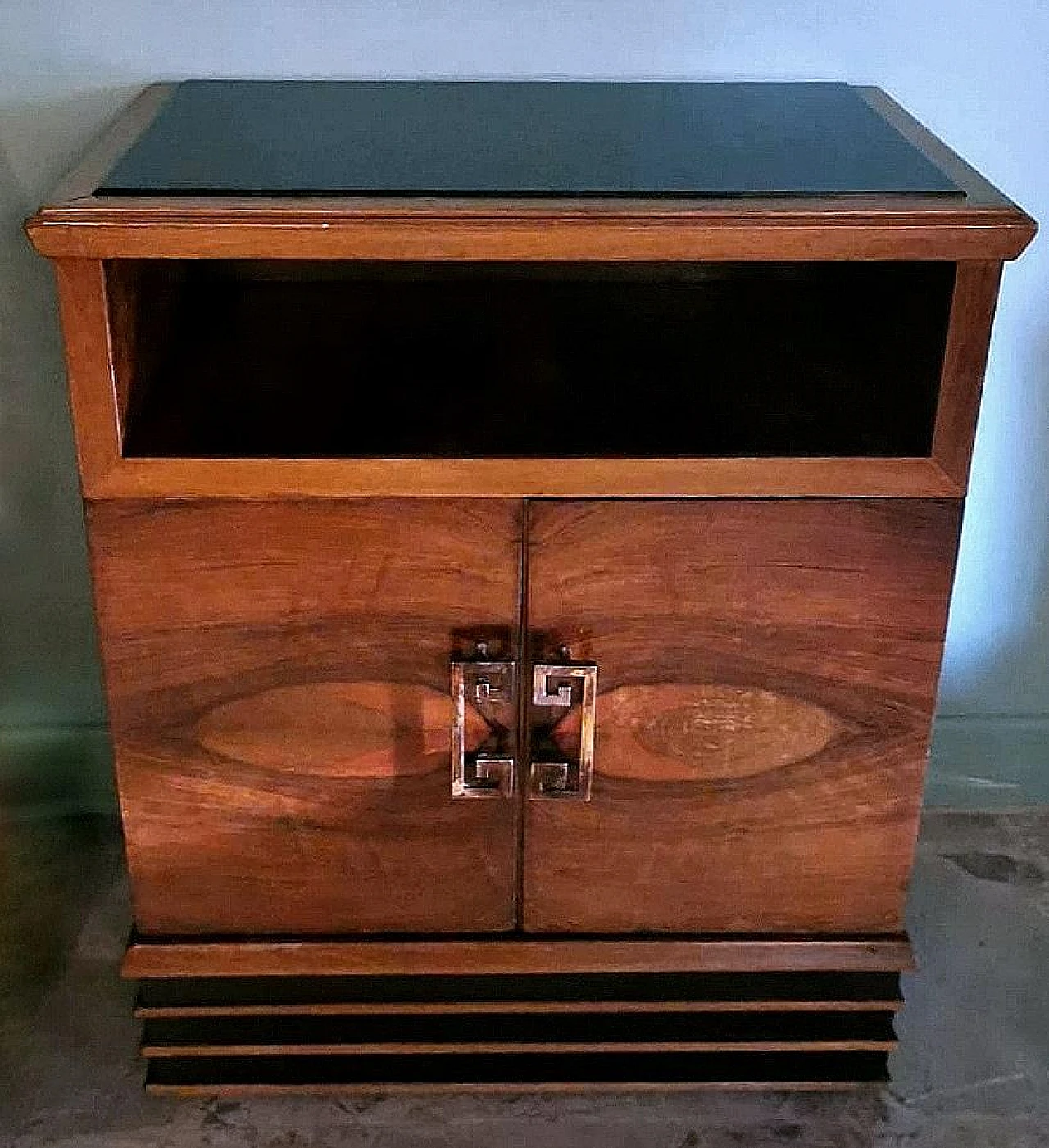 Pair of Art Deco bedside tables in walnut with black glass top, 1930s 6