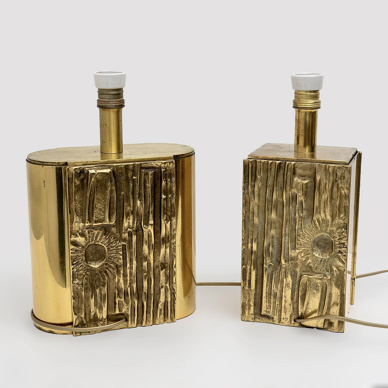 Pair of brass table lamps attributed to Angelo Brotto, 1960s 4