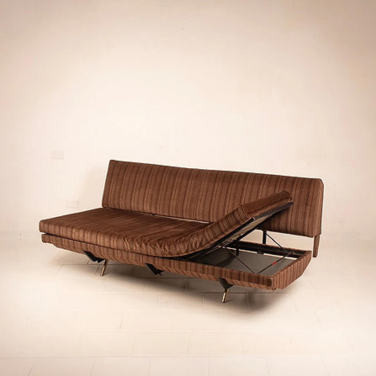 Velvet and brass convertible sofa by Pizzetti, 1950s 6