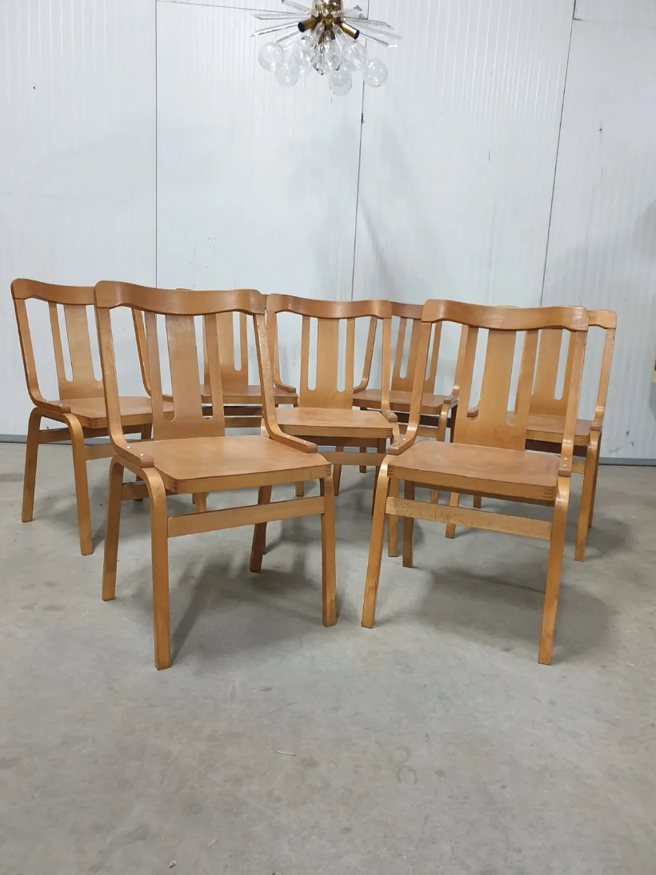 Ton bentwood dining chair, 1970s 4