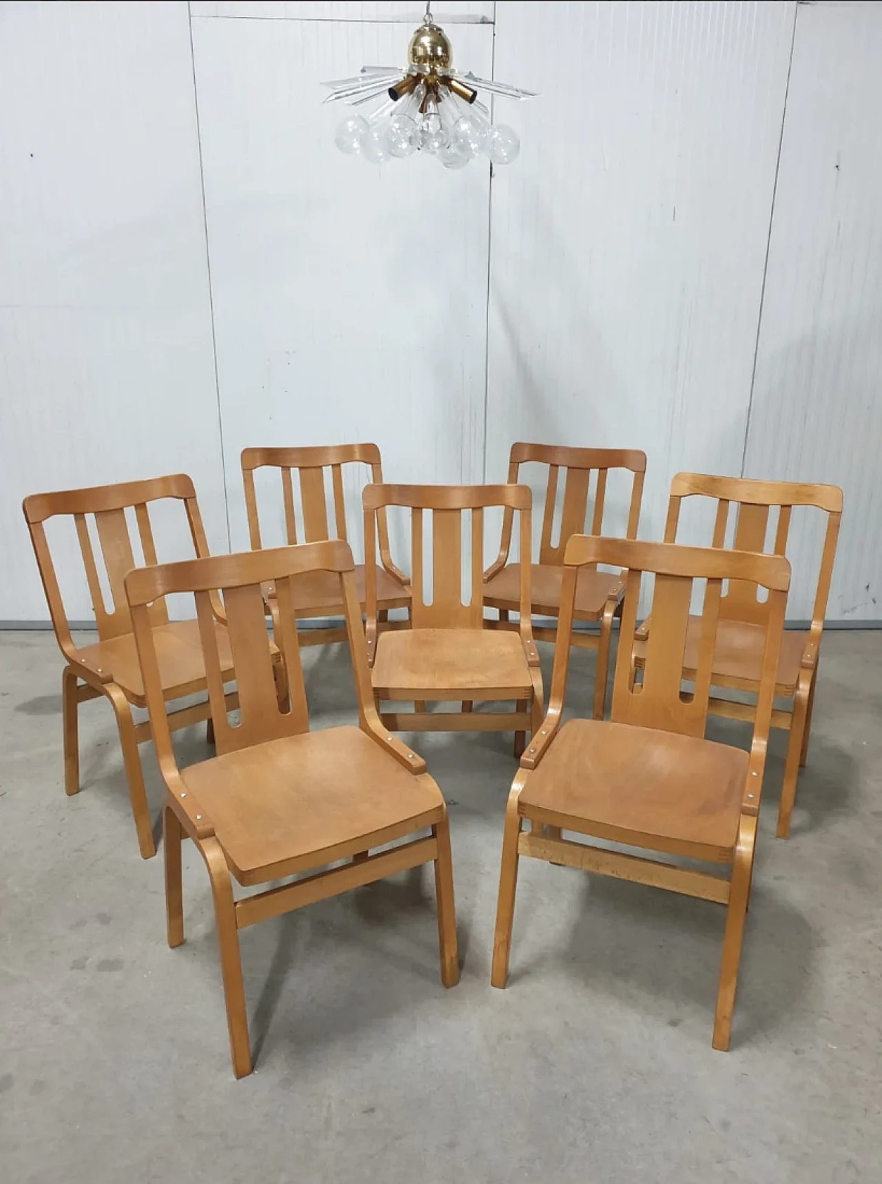 Ton bentwood dining chair, 1970s 6