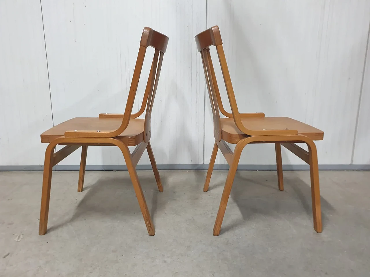 Ton bentwood dining chair, 1970s 15