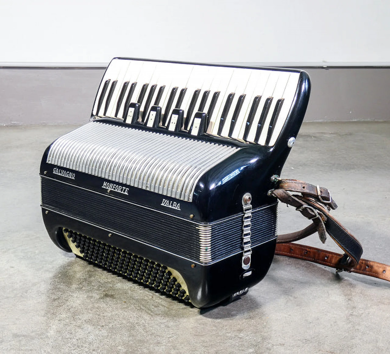 Galvagno chromatic button accordion with case 7