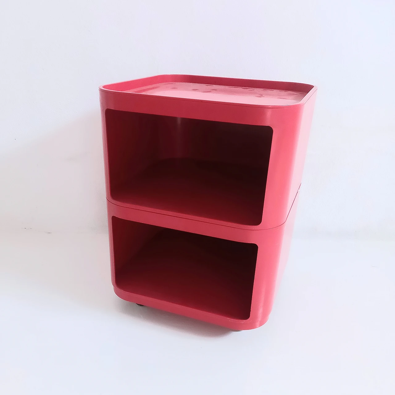 Red bedside table by Anna Castelli Ferrieri for Kartell, 1970s 1