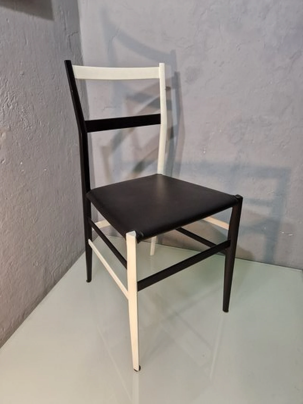 White & black Superleggera Chair by Gio Ponti for Cassina, 1990s 4