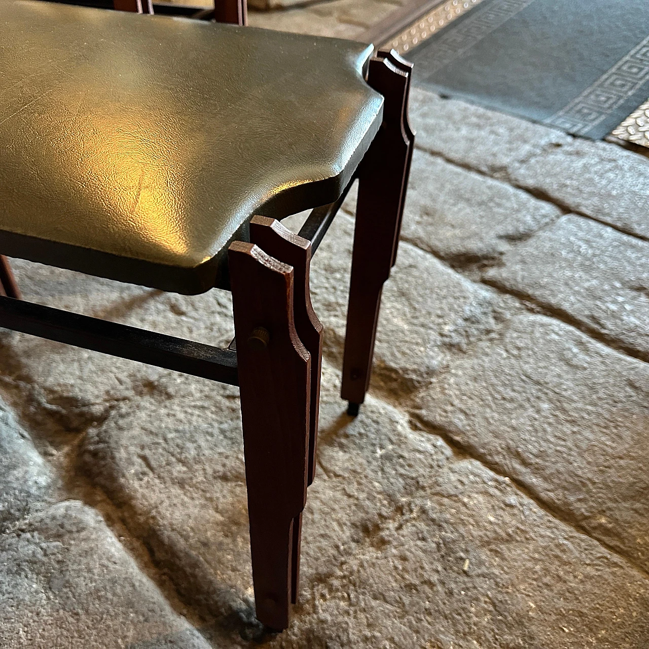 Pair of wooden stools in the style of Ico Parisi, 1960s 4