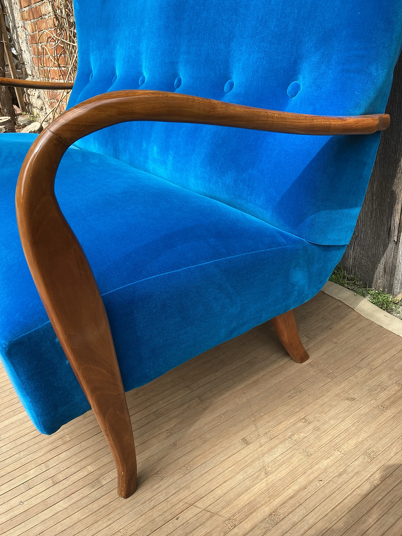 Solid cherry wood and blue velvet sofa, 1940s 6