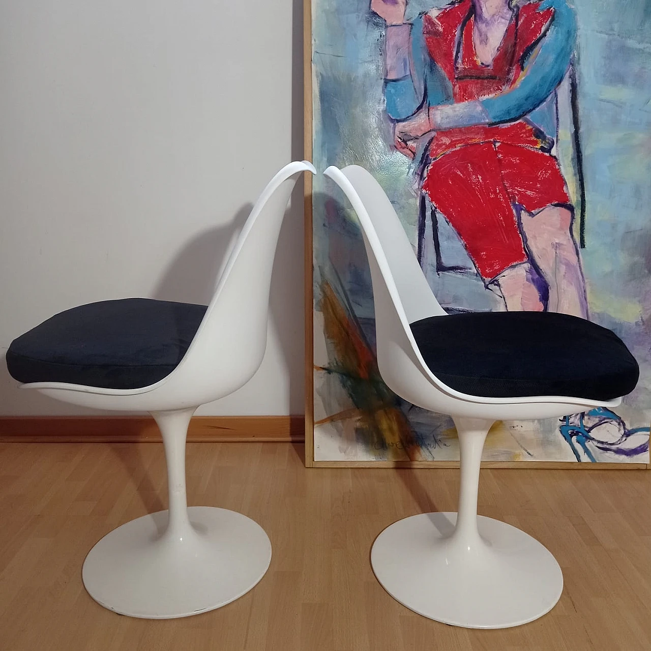 Pair of Tulip 769-S chairs by Eero Saarinen for Alivar, 1980s 3