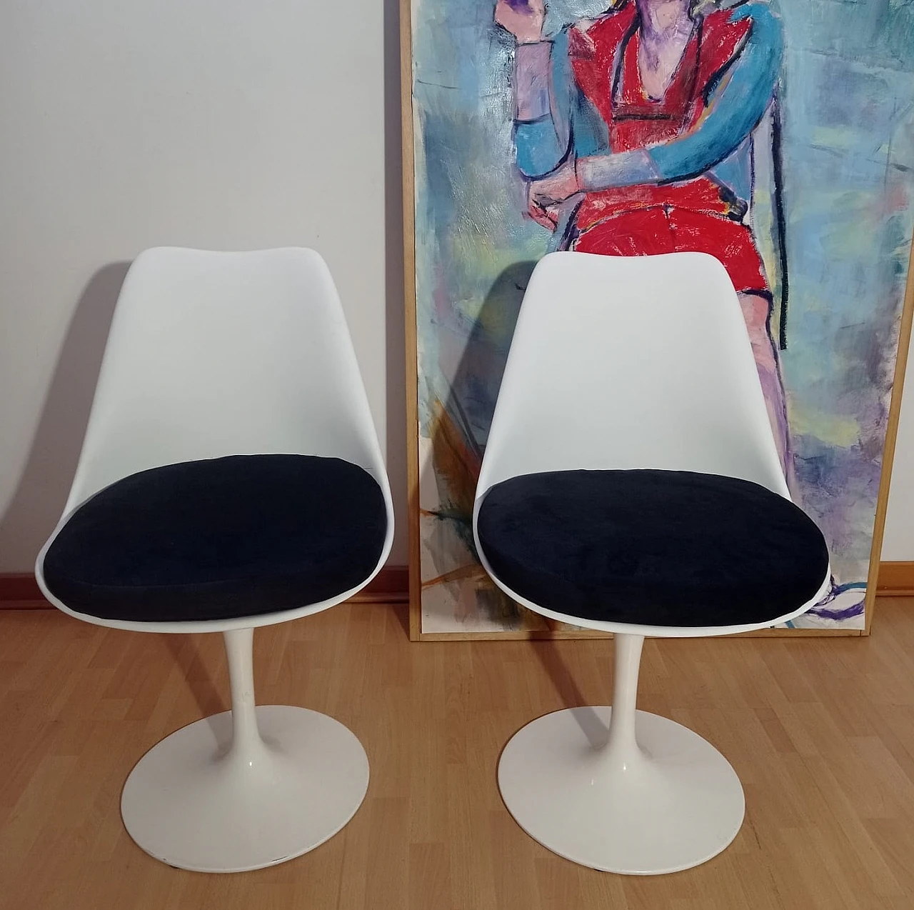Pair of Tulip 769-S chairs by Eero Saarinen for Alivar, 1980s 7
