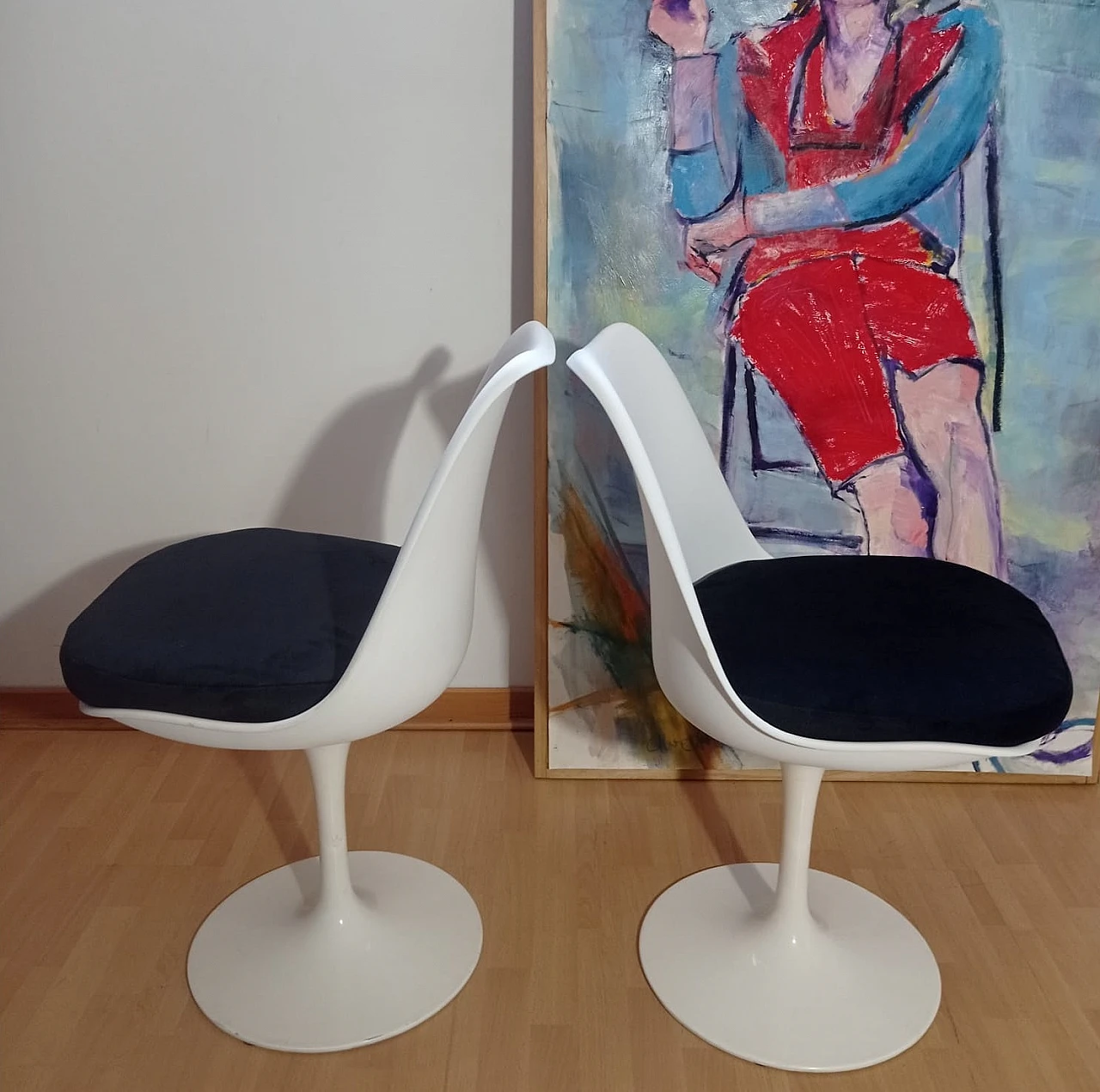 Pair of Tulip 769-S chairs by Eero Saarinen for Alivar, 1980s 11